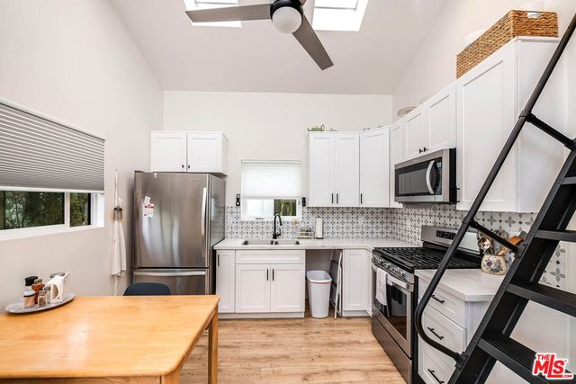 849 N Lima Street, Burbank, CA 91505