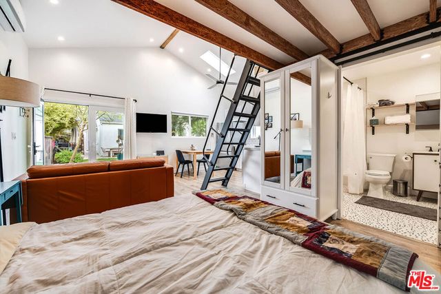 849 N Lima Street, Burbank, CA 91505