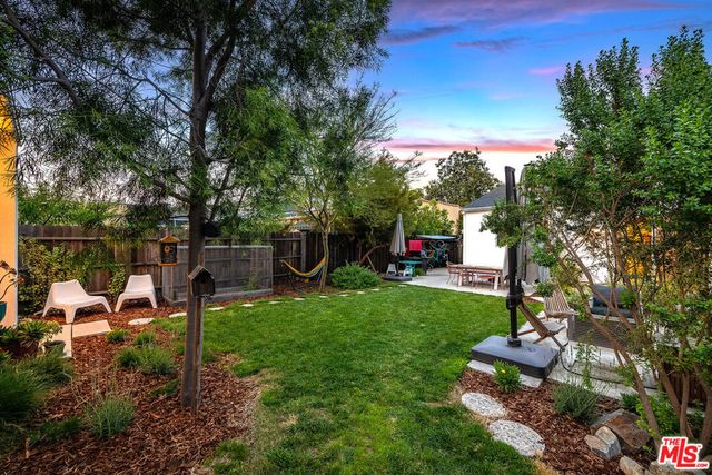 849 N Lima Street, Burbank, CA 91505