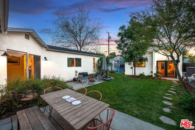 849 N Lima Street, Burbank, CA 91505