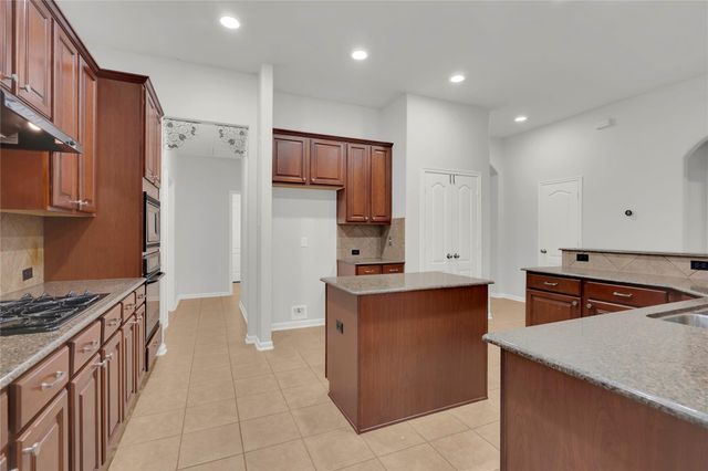 11511 Timberly Park Lane, Cypress, TX 77433