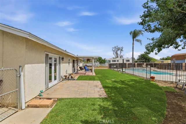 6038 AURORA, Jurupa Valley, CA 91752