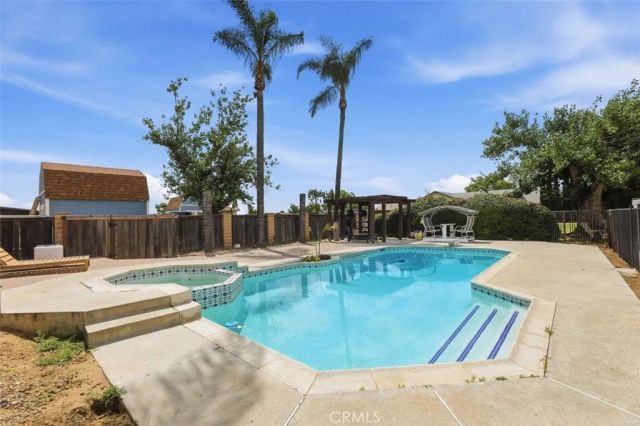 6038 AURORA, Jurupa Valley, CA 91752