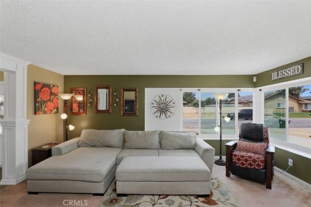 6038 AURORA, Jurupa Valley, CA 91752