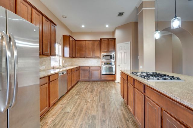 7519 Forest Ridge Trail, Sachse, TX 75048