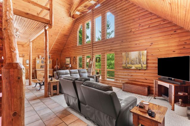 192 John Hollow Drive, Galena, MO 65656