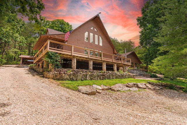 192 John Hollow Drive, Galena, MO 65656