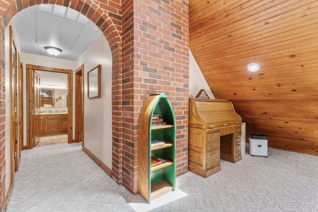 192 John Hollow Drive, Galena, MO 65656