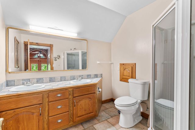 192 John Hollow Drive, Galena, MO 65656