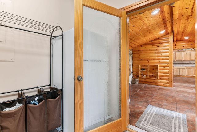 192 John Hollow Drive, Galena, MO 65656