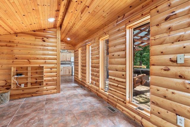 192 John Hollow Drive, Galena, MO 65656