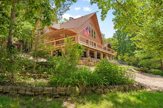 192 John Hollow Drive, Galena, MO 65656