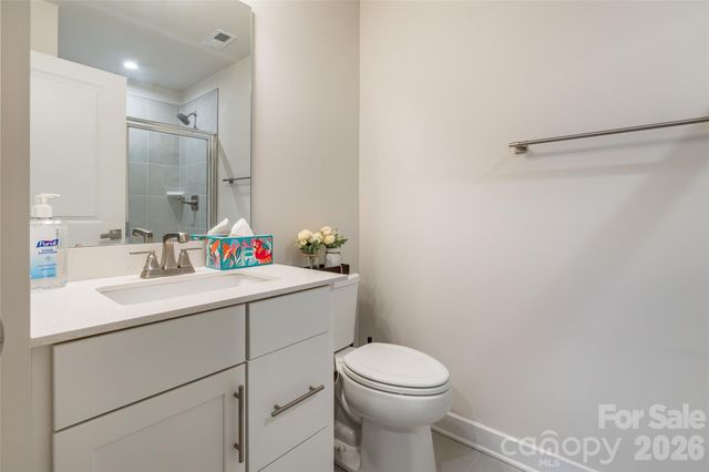 924 Broad River Lane, Charlotte, NC 28211