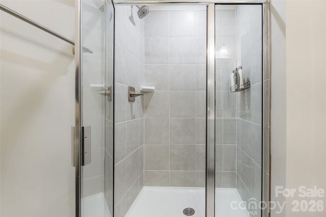 924 Broad River Lane, Charlotte, NC 28211