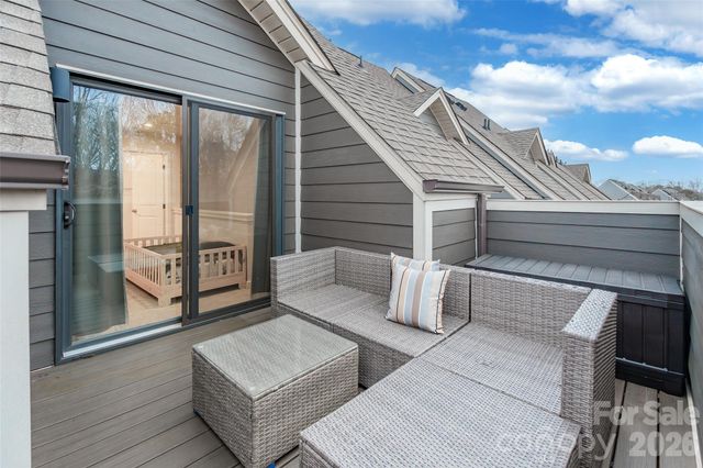 924 Broad River Lane, Charlotte, NC 28211