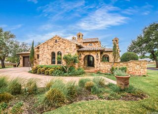 100 Milagro, Horseshoe Bay, TX 78657