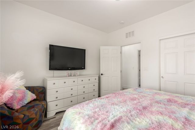 7801 Victoria Tower Court, Las Vegas, NV 89113