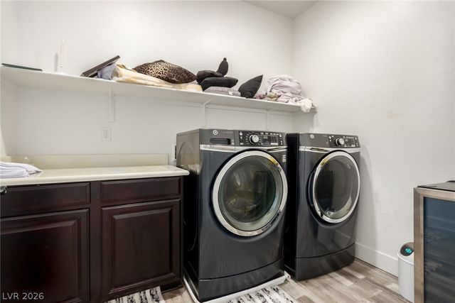 7801 Victoria Tower Court, Las Vegas, NV 89113