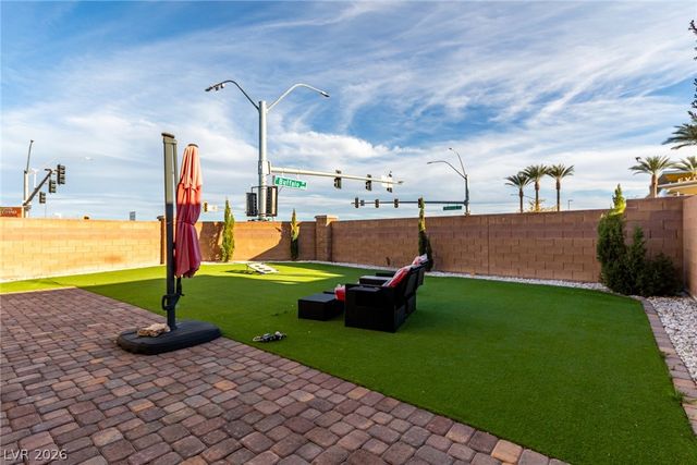 7801 Victoria Tower Court, Las Vegas, NV 89113