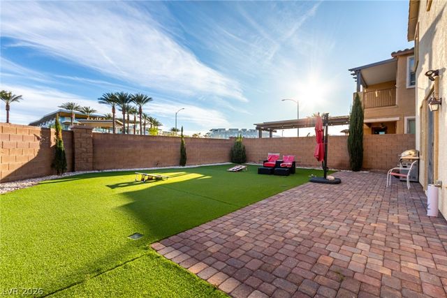 7801 Victoria Tower Court, Las Vegas, NV 89113