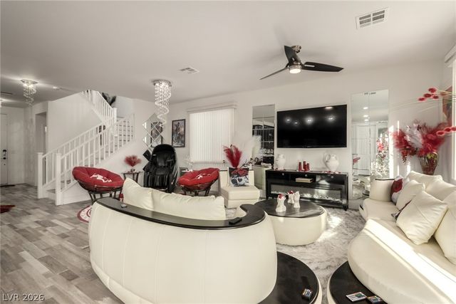 7801 Victoria Tower Court, Las Vegas, NV 89113