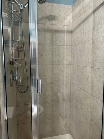 3948 Sunnygate Drive, Fort Worth, TX 76262