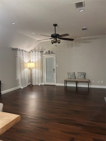 3948 Sunnygate Drive, Fort Worth, TX 76262