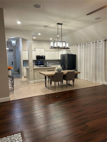 3948 Sunnygate Drive, Fort Worth, TX 76262