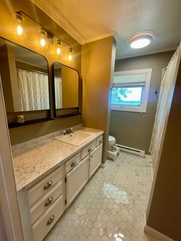 1004 63rd Avenue N, Moorhead, MN 56560