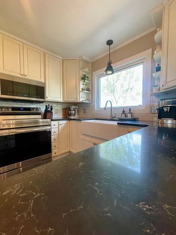 1004 63rd Avenue N, Moorhead, MN 56560