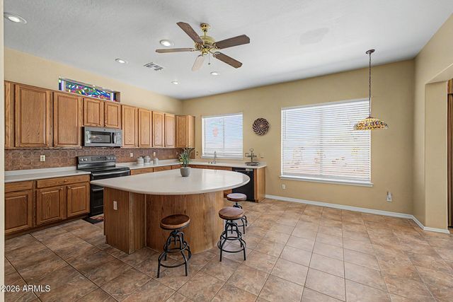 17607 W EAGLE Drive, Goodyear, AZ 85338