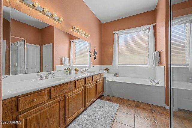 17607 W EAGLE Drive, Goodyear, AZ 85338