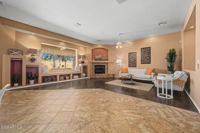 17607 W EAGLE Drive, Goodyear, AZ 85338