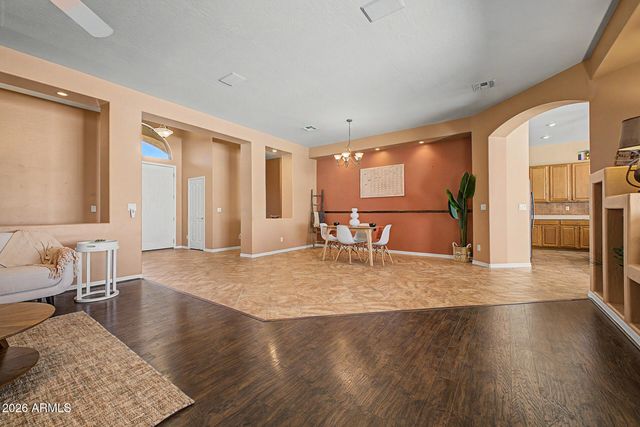 17607 W EAGLE Drive, Goodyear, AZ 85338