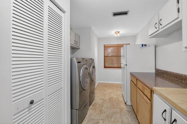 2911 SW 21st Terrace 272b, Delray Beach, FL 33445
