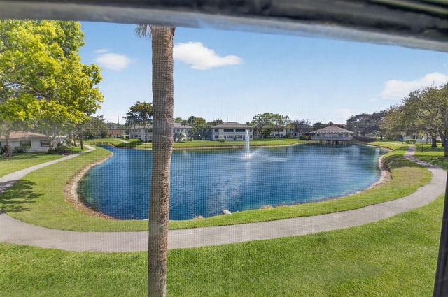 2911 SW 21st Terrace 272b, Delray Beach, FL 33445