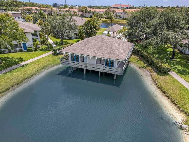 2911 SW 21st Terrace 272b, Delray Beach, FL 33445