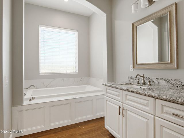 32480 N ROYCE Road, Queen Creek, AZ 85144