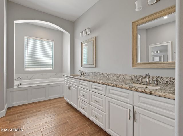 32480 N ROYCE Road, Queen Creek, AZ 85144