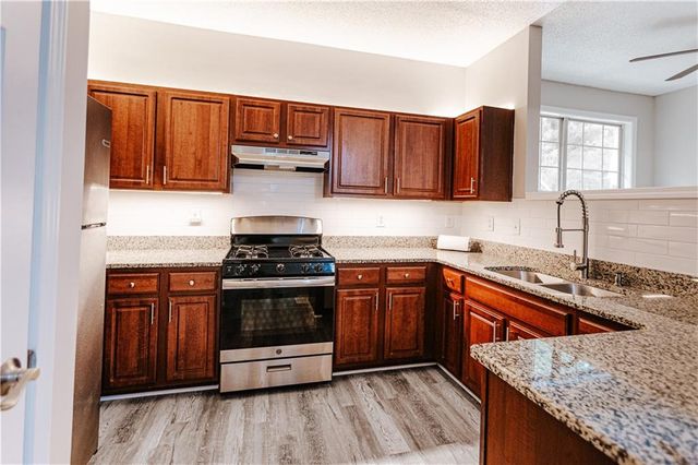 235 Riverstone Commons Circle, Canton, GA 30114