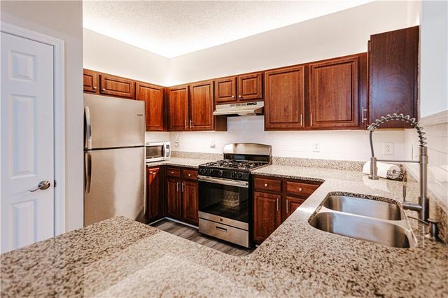 235 Riverstone Commons Circle, Canton, GA 30114