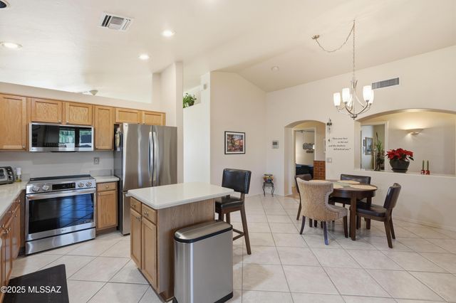 2363 E Wide View Court, Oro Valley, AZ 85755