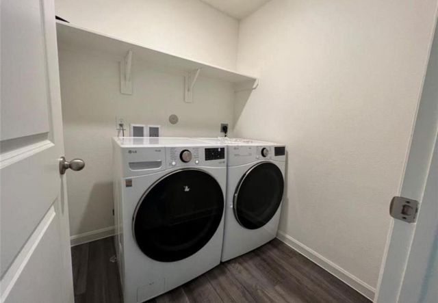 1064 Water Oak Ln, Brookshire, TX 77423