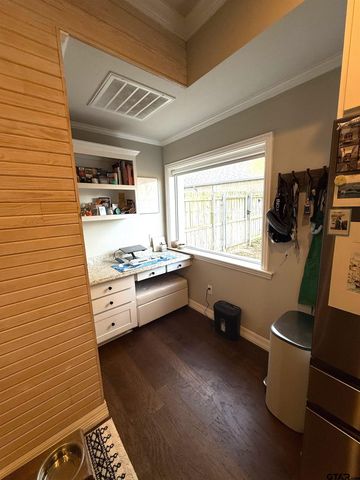 237 Hideaway Ln, Hideaway, TX 75771