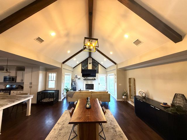 237 Hideaway Ln, Hideaway, TX 75771