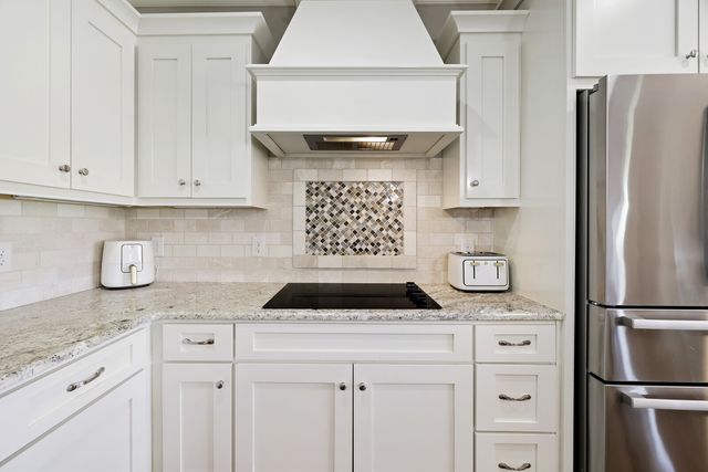 65 Cherokee Dock Rd, Lebanon, TN 37087