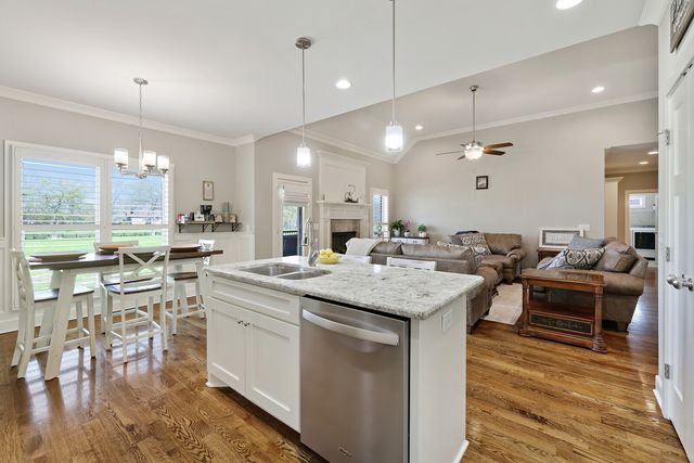 65 Cherokee Dock Rd, Lebanon, TN 37087