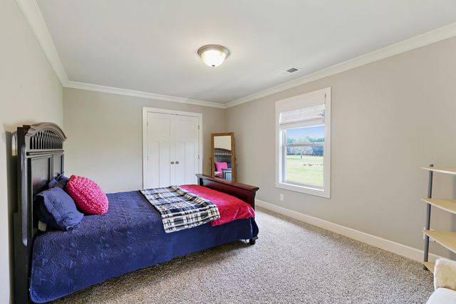 65 Cherokee Dock Rd, Lebanon, TN 37087