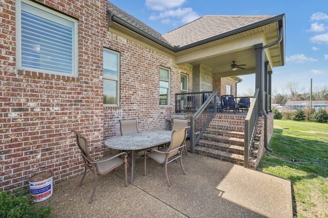 65 Cherokee Dock Rd, Lebanon, TN 37087