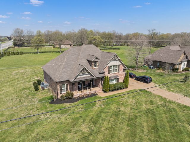 65 Cherokee Dock Rd, Lebanon, TN 37087